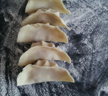 月牙形饺子