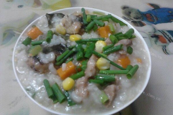 自制塘角鱼瘦肉玉米胡萝卜粥