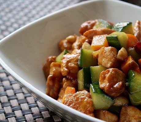 宫保酱爆鸡丁