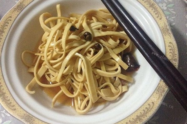 凉拌豆皮