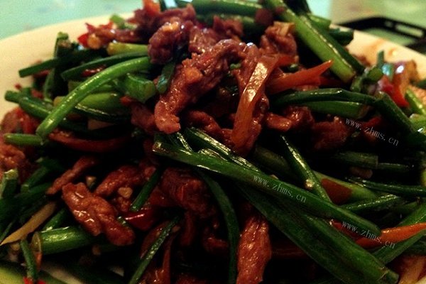 韭菜花炒肉丝