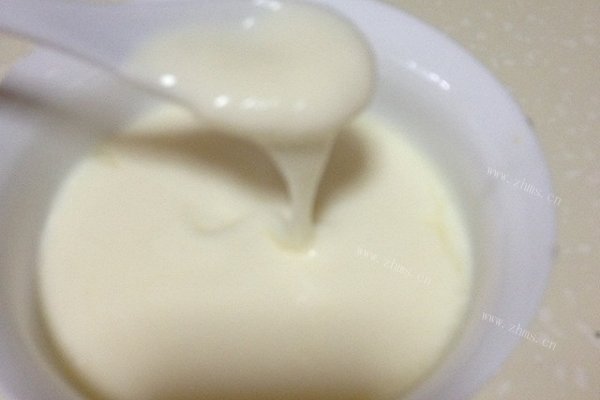 面包机版米糊般粘稠的酸奶