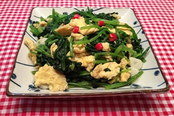 菠菜炒蛋