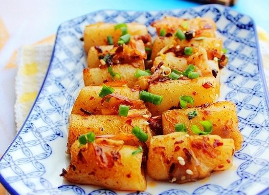 香辣海鲜味拌饭酱炒猪肠粉