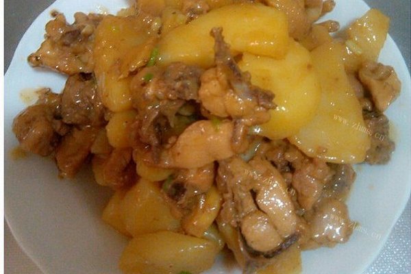 土豆烧鸡块
