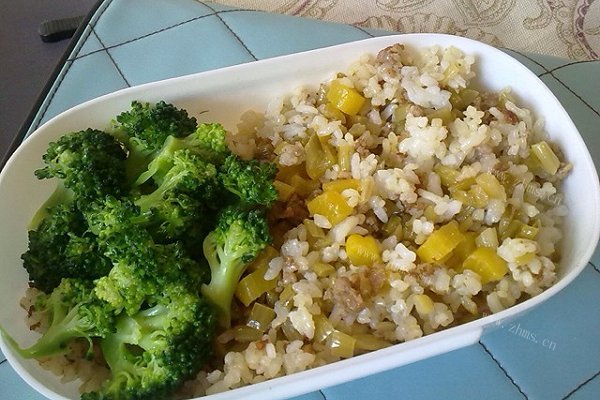 酸萝卜炒饭