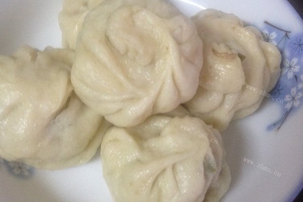家常版小葱大肉包子