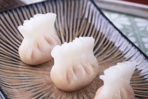 鸡冠小笼包