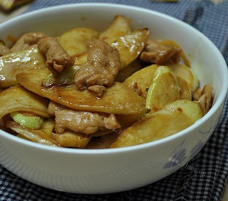 茭白炒肉片