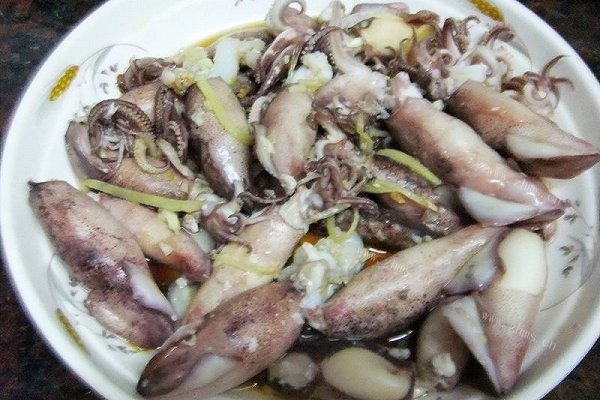 白灼鱿鱼