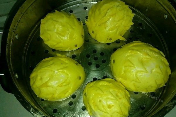 “刺猬”南瓜馒头