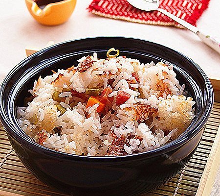 时蔬煲仔饭