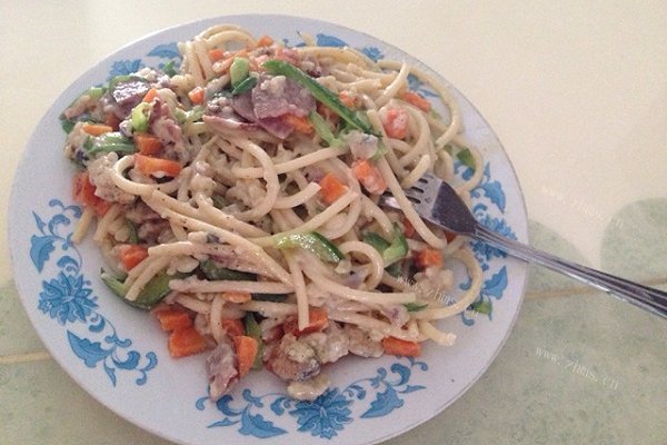 熏肉奶油意面