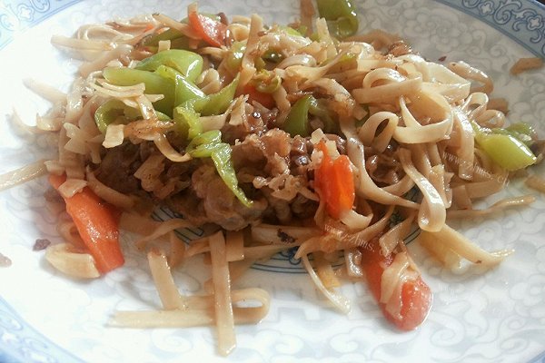 家常肥牛炒面，挂面绝对屌