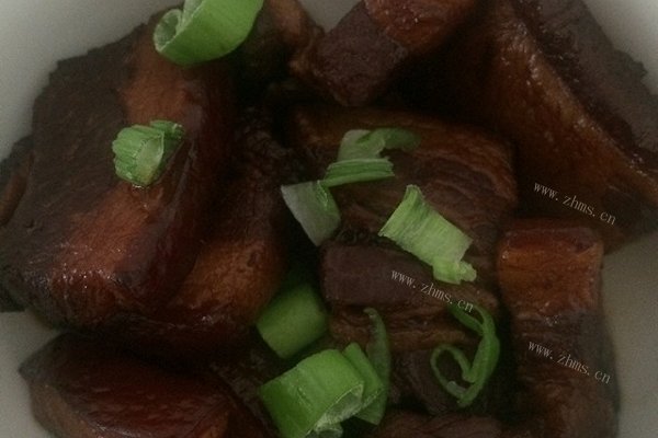 两步巧做红烧肉