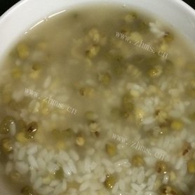 解暑绿豆糯米汤