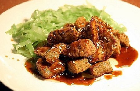 秘制黑椒拌牛柳