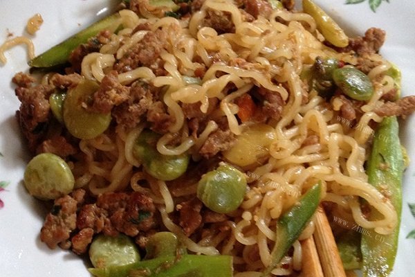 家庭版炒面（方便面）