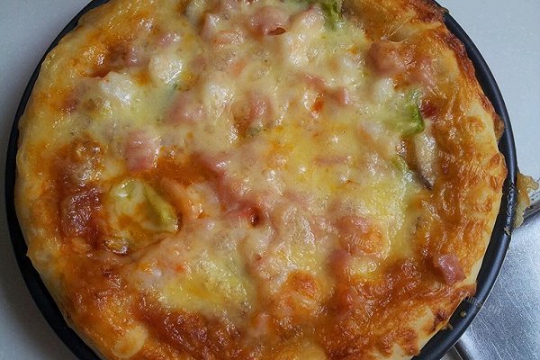 荤食蘑菇披萨pizza