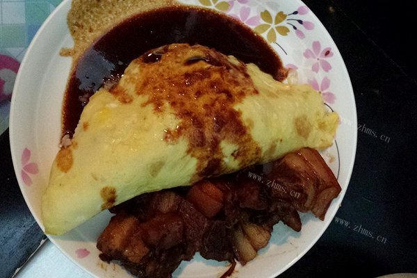 家常红烧肉蛋包饭