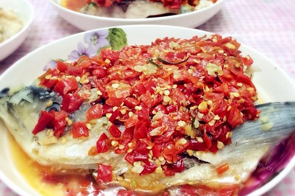 美味剁椒鱼头