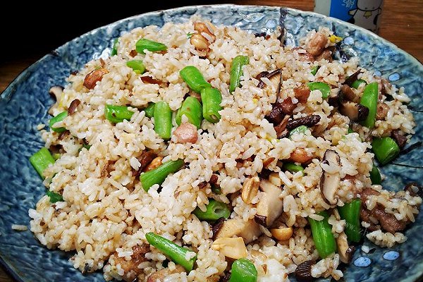 秘制杂烩炒饭