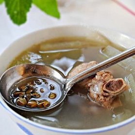 冬瓜绿豆排骨汤