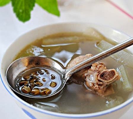 冬瓜绿豆排骨汤
