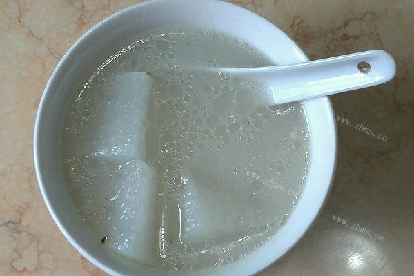 白萝卜马蹄鲩鱼尾汤