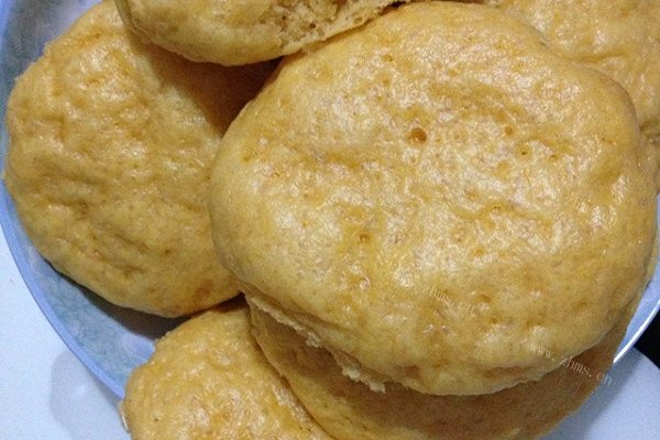 自制金黄南瓜馒头