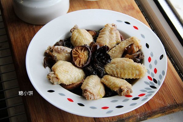 香菇云耳蒸鸡翅