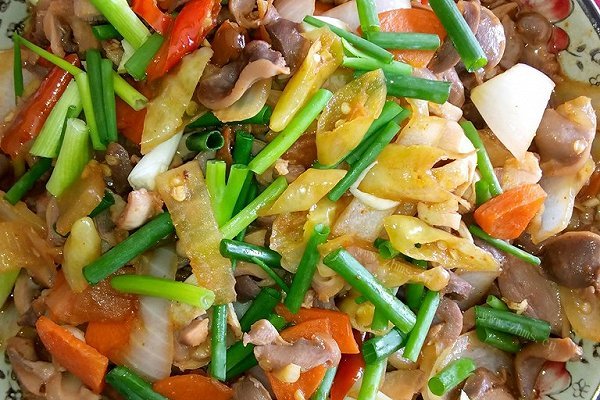 家常酸辣鸡胗