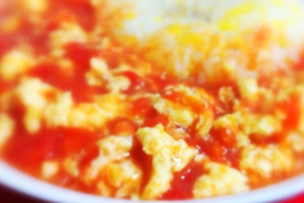 无油无糖）番茄鸡蛋盖饭（低卡版）