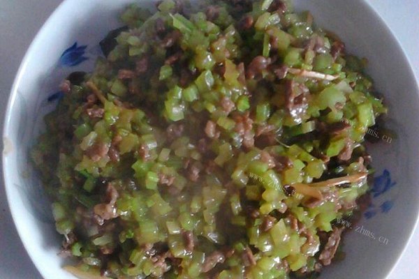 西芹炒牛肉