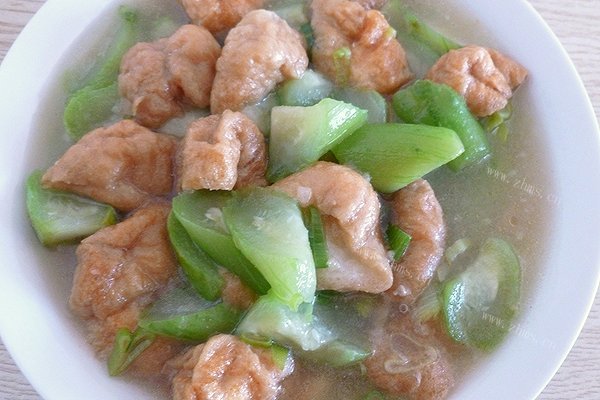 丝瓜炒面筋