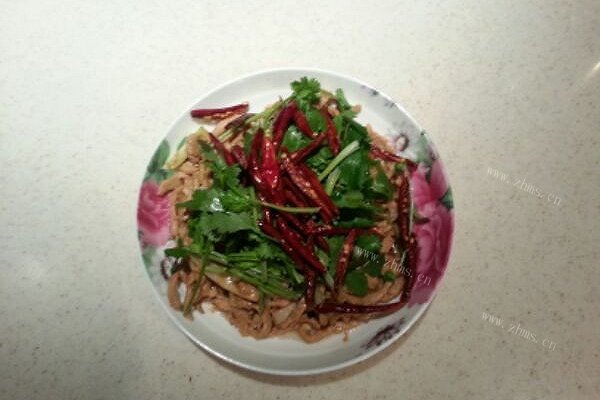 东北做法香辣肉丝