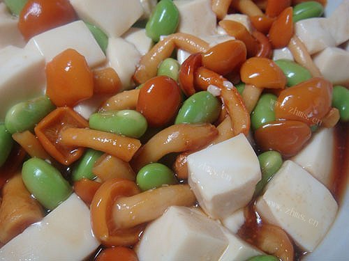 好吃的滑子菇豆腐羹