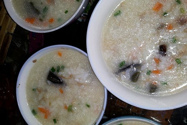 皮蛋瘦肉粥
