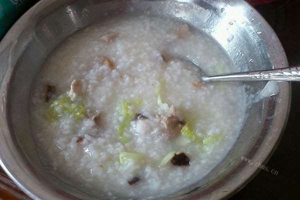 家常鸡肉香菇板栗粥