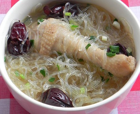 瓦罐粉丝鸡汤