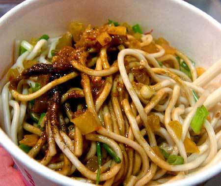 橡籽热干面