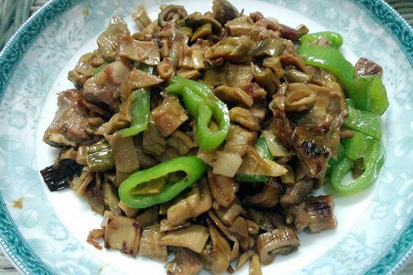 笋干炖肉#舌尖上的中国2#