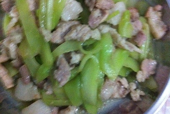 青瓜炒上肉