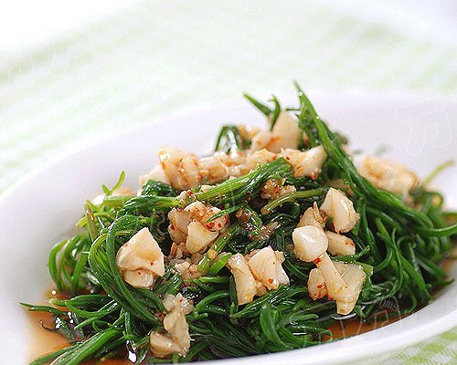蒜香辣拌皇席菜