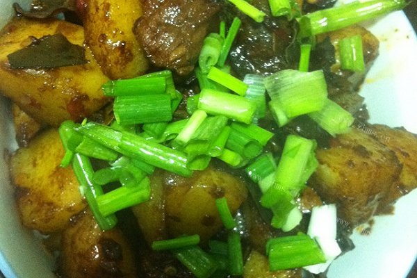 蜜汁土豆烧牛肉