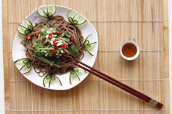 自制-酸辣蕨根粉