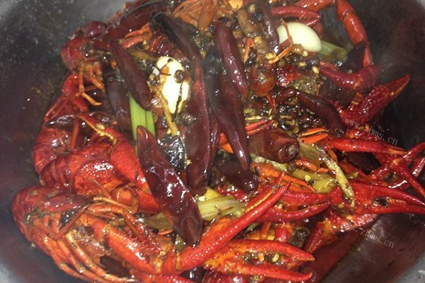 麻辣小龙虾
