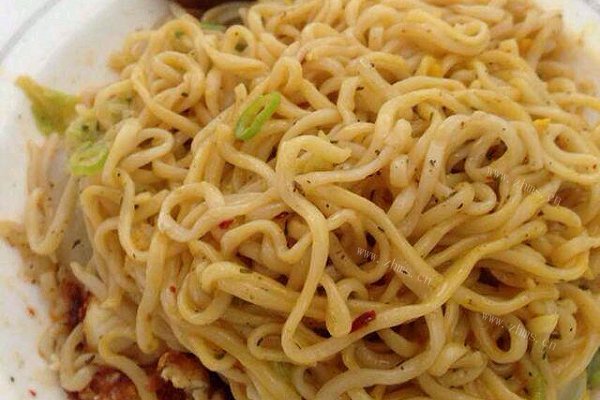 炒方便面