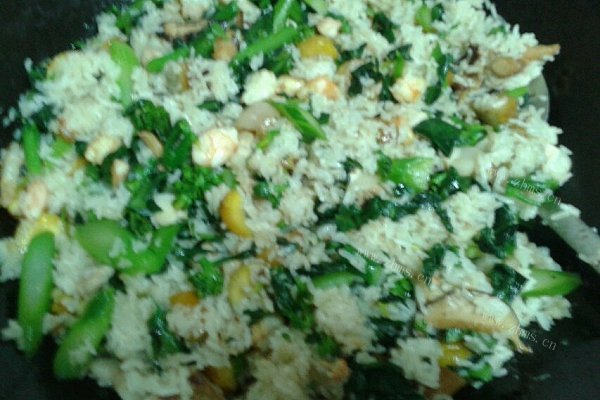 芥兰栗子炒饭