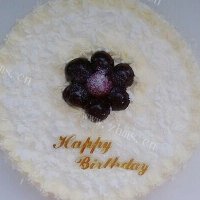 白巧克力生日蛋糕